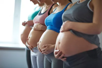 Sinh non là gì? Nguyên nhân và cách chăm sóc trẻ sinh non